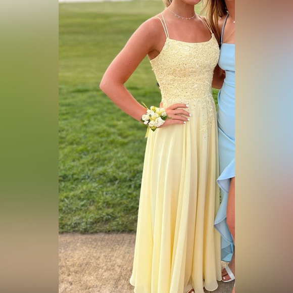 Prom Girl Yellow Prom Dress Backless - Picture 2 of 3